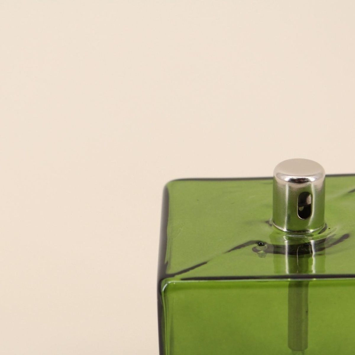 Lampe à huile cube en verre soufflé 10cm vert, BAZAR DE LUXE
