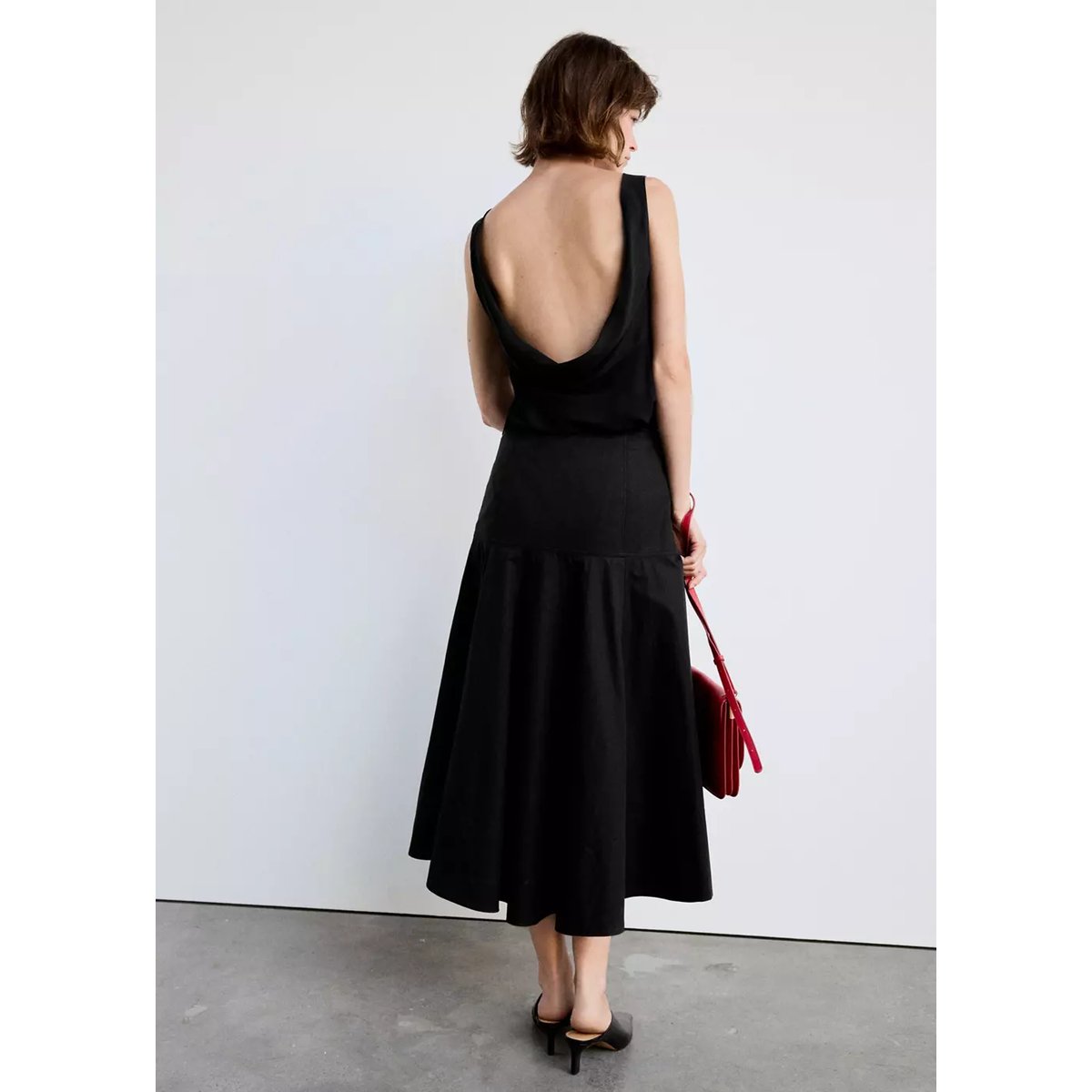 Haut satiné dos drapé noir, MANGO