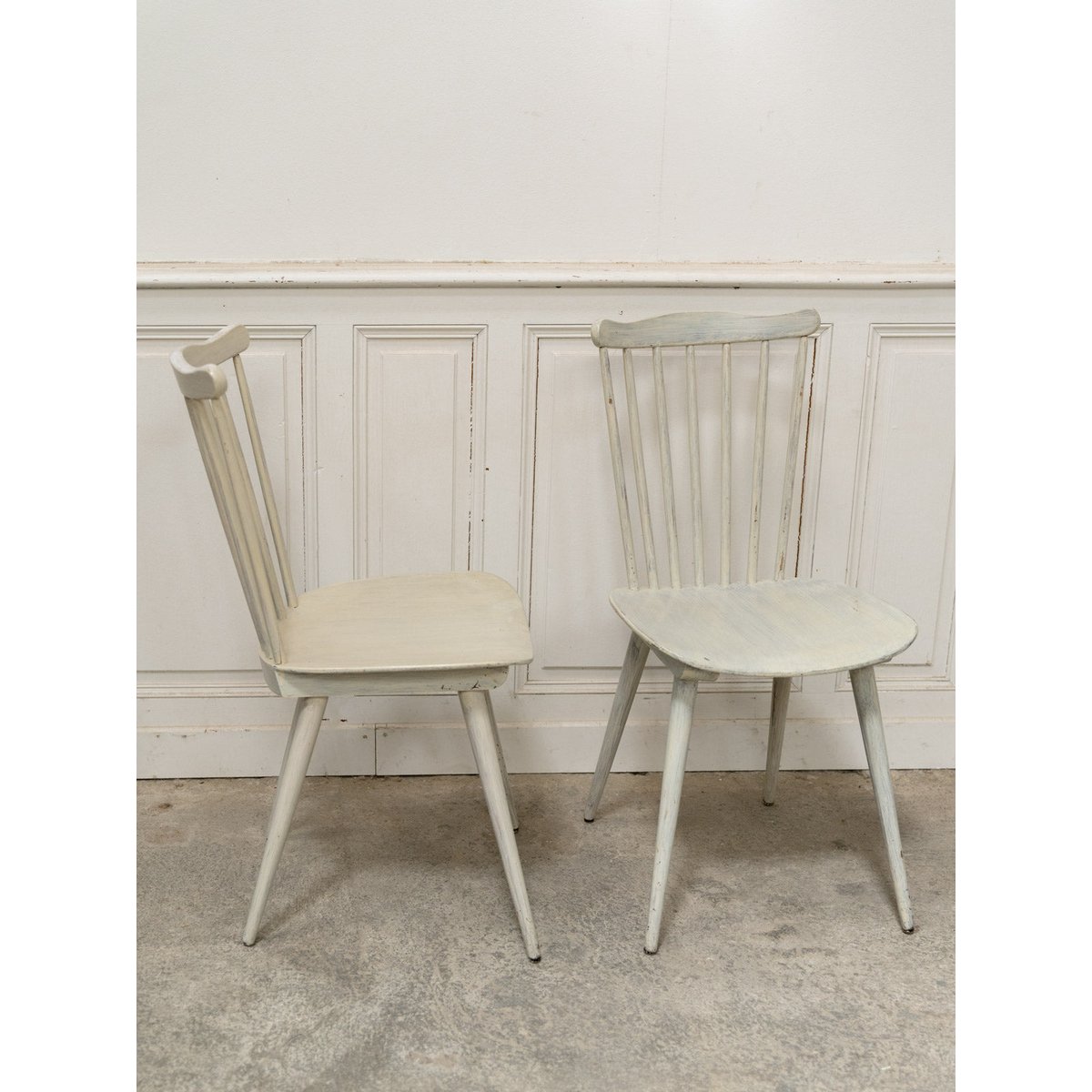 Lot de six chaises Baumann blanc crème Claude N°1391 - Bon état blanc, DEBONGOUT