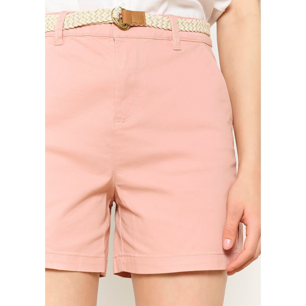 Short taille normale avec ceinture rose, LOLALIZA