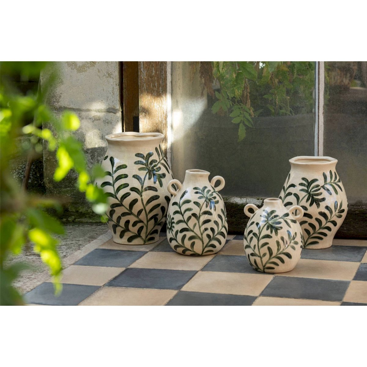 Vase feuille en poterie fait main vert foncé et blanc cassé, RECOLLECTION