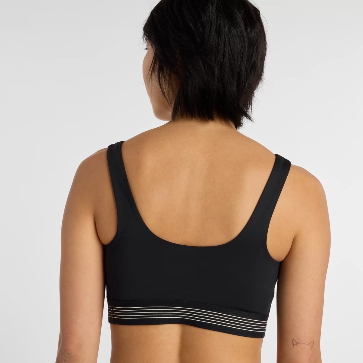 AC Train Bra Brassière col rond. noir - kbk, NEW BALANCE