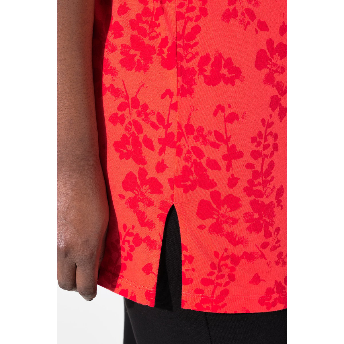 T-shirt à manches courtes et col en V rouge clair, ULLA POPKEN