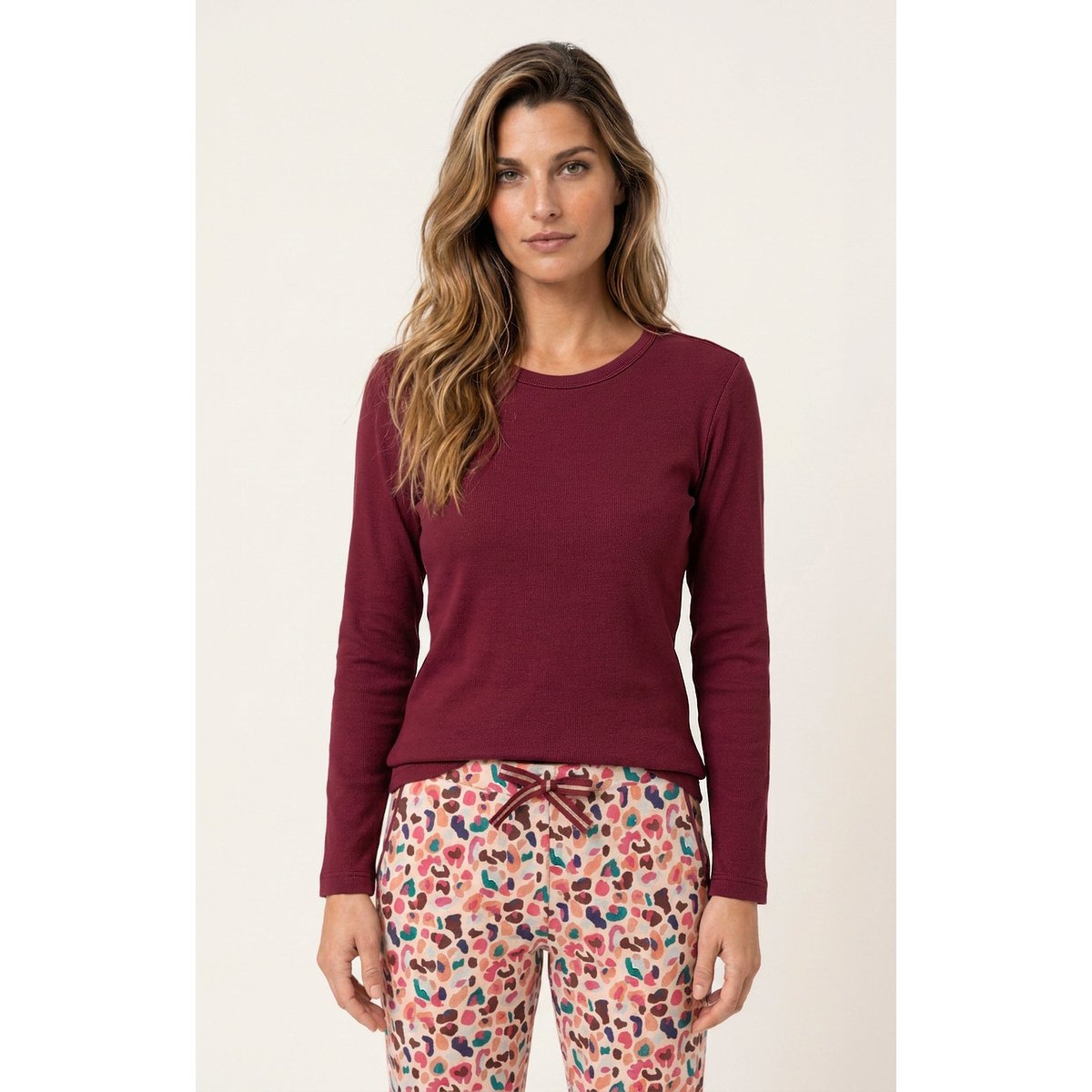 Tee-shirt manches longues en jersey de coton et modal couleur unie Burgundy bordeaux, ARTHUR