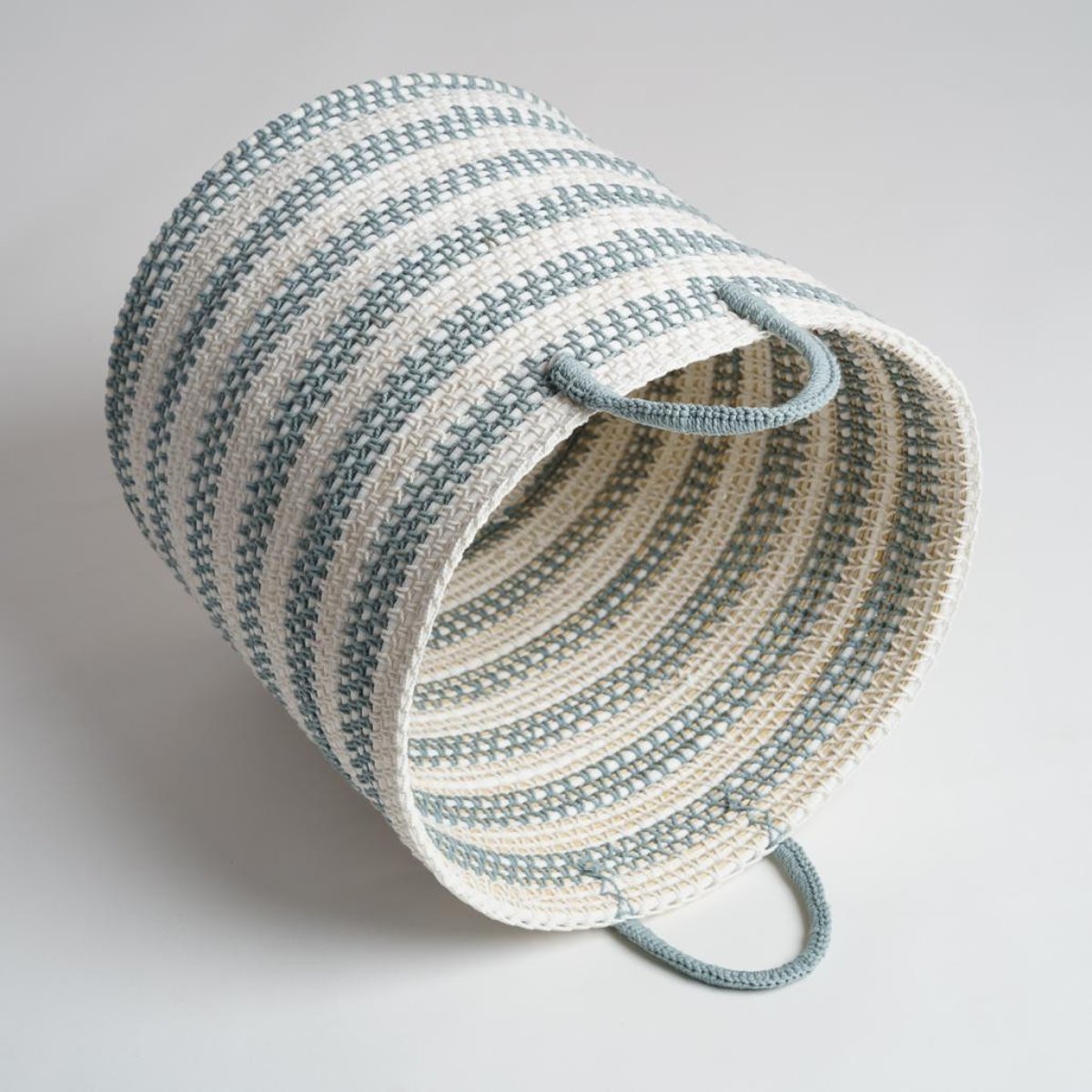 Panier de rangement en corde gris et écru L GUAPA gris, WANDA COLLECTION