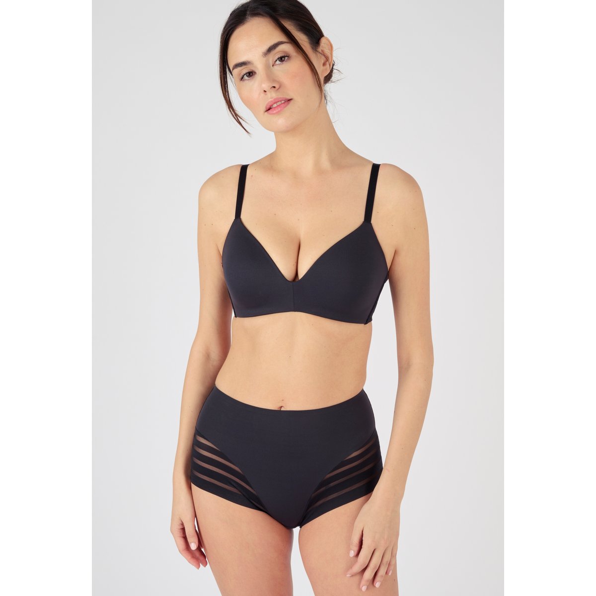 Soutien-gorge invisible* sans armatures noir, DAMART
