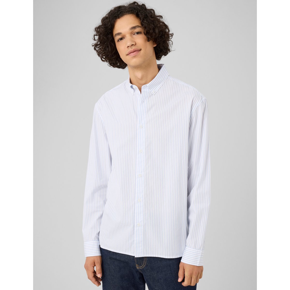Chemise à rayures fines bleu clair, BZB