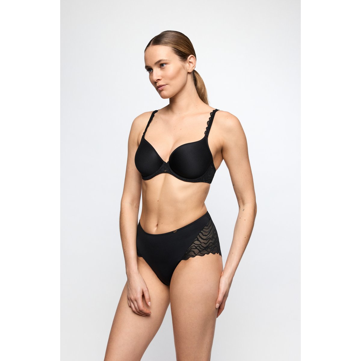 Soutien gorge emboîtant spacer NILLO noir, MARIE JO