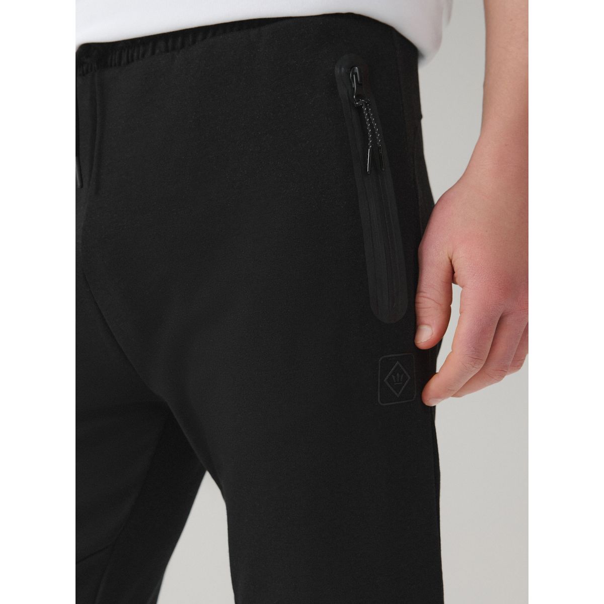 Jogging slim en maille interlock noir, NEXT