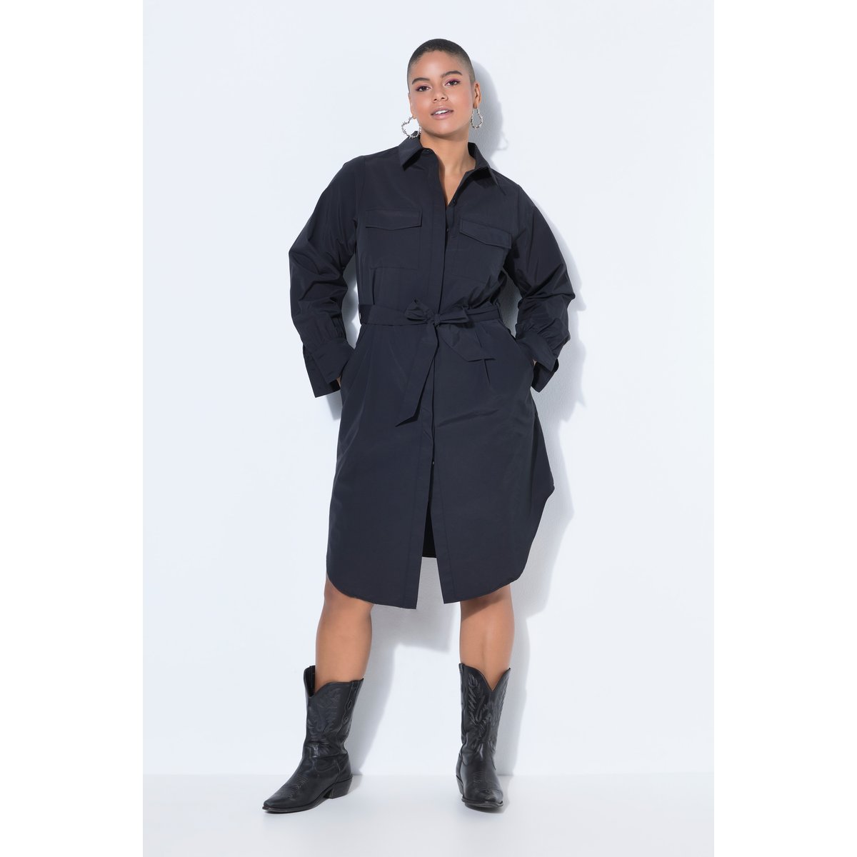 Robe chemisier cintrée, mi-longueur noir, STUDIO UNTOLD