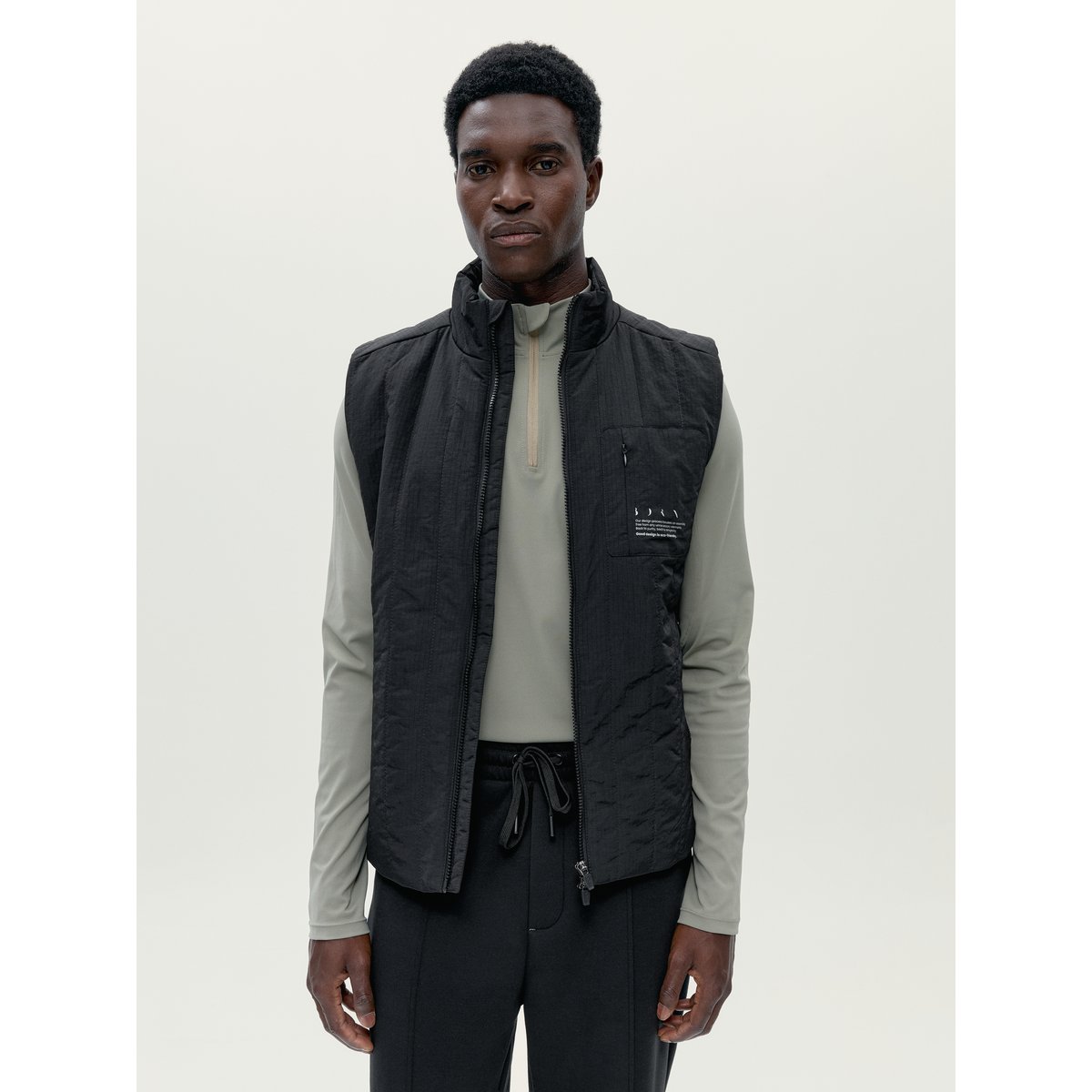Doudoune sans manches de sport homme Azov Toucher doux fermeture éclair noir profond, BORN