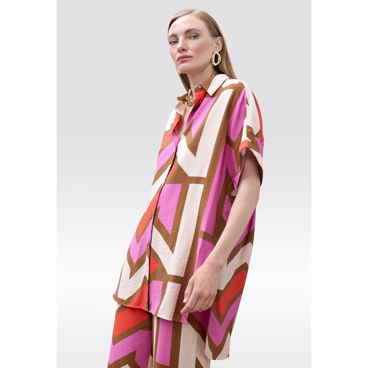 Chemise oversize à imprimé géométrique et manches courtes rose clair, LOLA CASADEMUNT