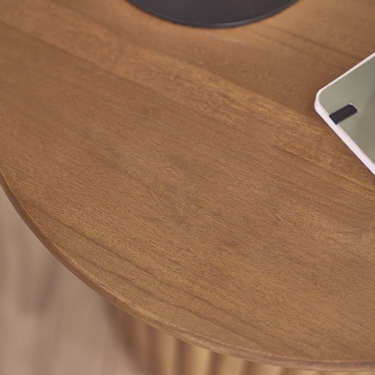 Table d'appoint en teck massif ronde COLINE naturel, BERAH GETAH