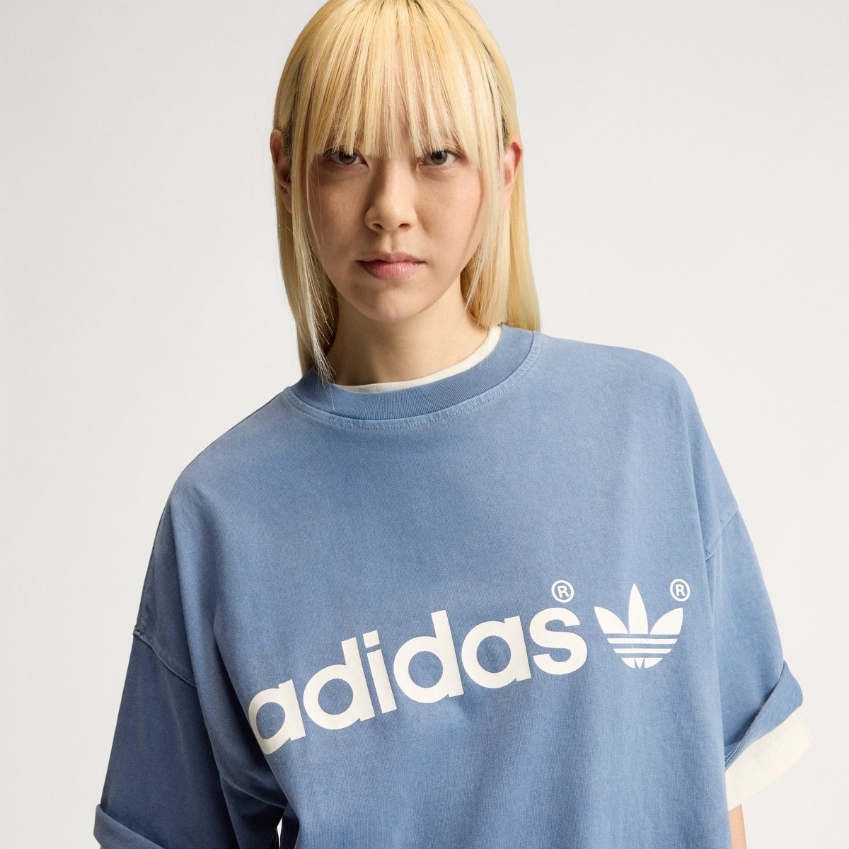 T-Shirt Délavé Adisignature Ny team navy blue 2, adidas Originals