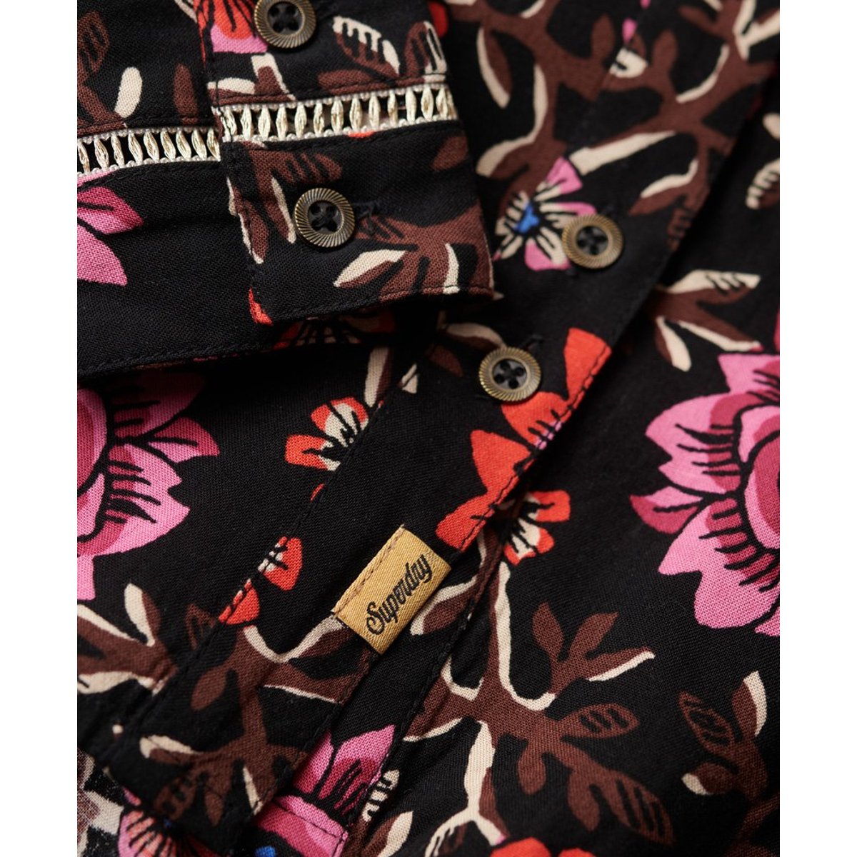 Robe courte fluide imprimée à col V marron fleuri mori, SUPERDRY