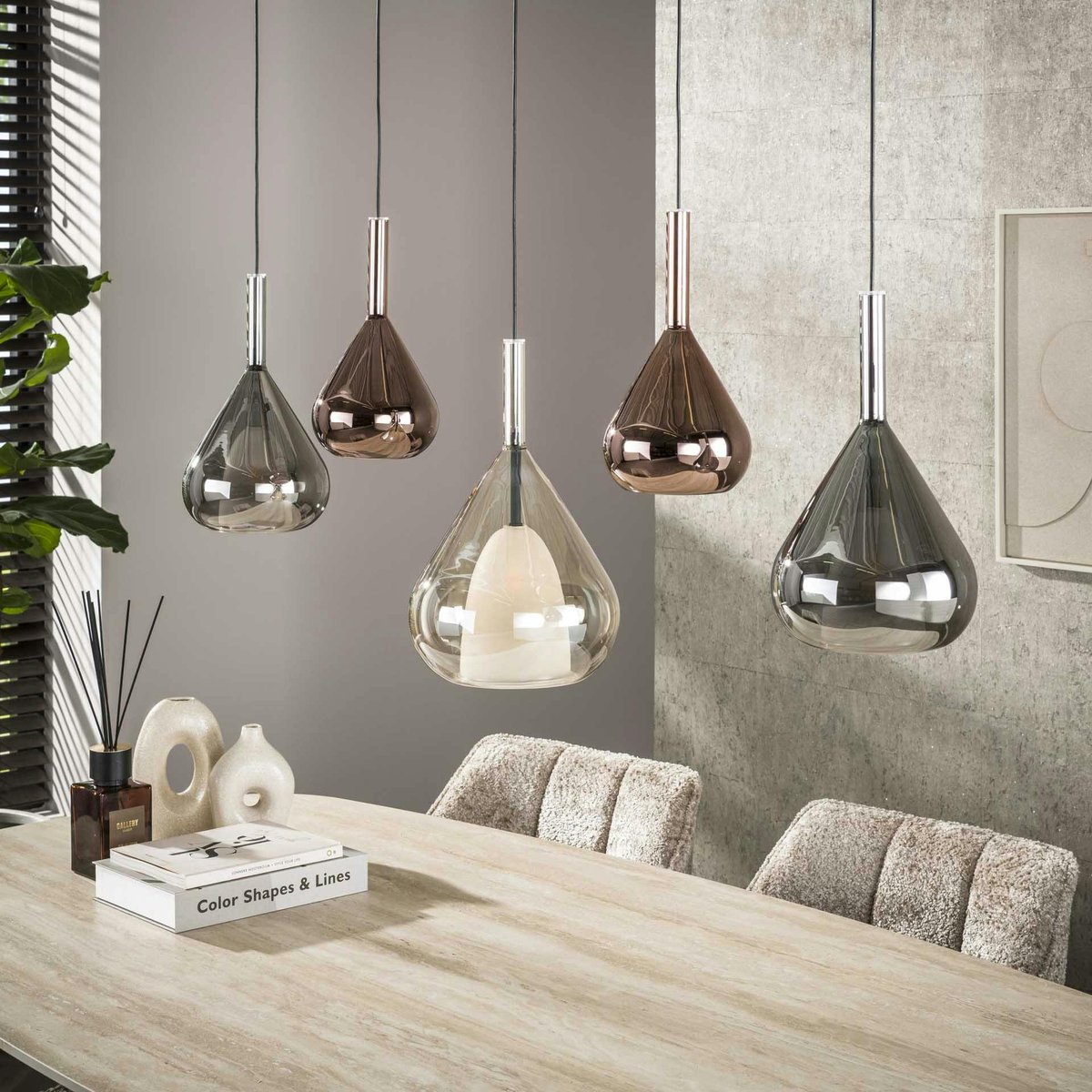 Suspension design verre 3 couleurs, 5 abat-jour goutte NIAGARA chrome, PIER IMPORT