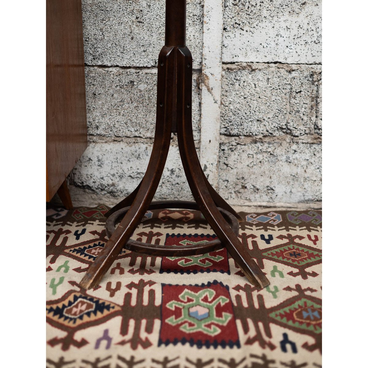 Porte-manteau Baumann Max N°394 - Bon état marron, DEBONGOUT