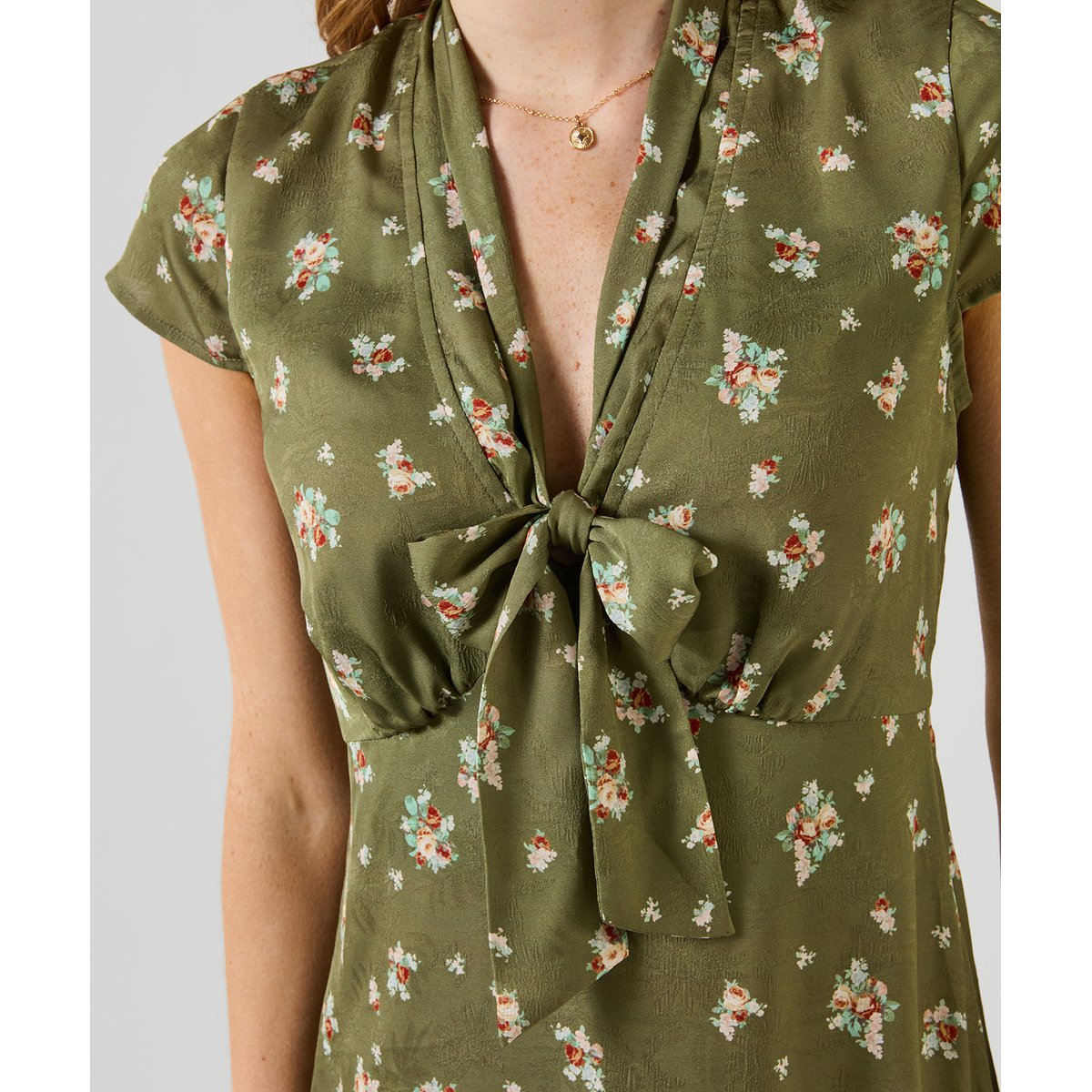 Robe Mi-Longue Nouée Devant Fleurs Vintage vert, JOE BROWNS
