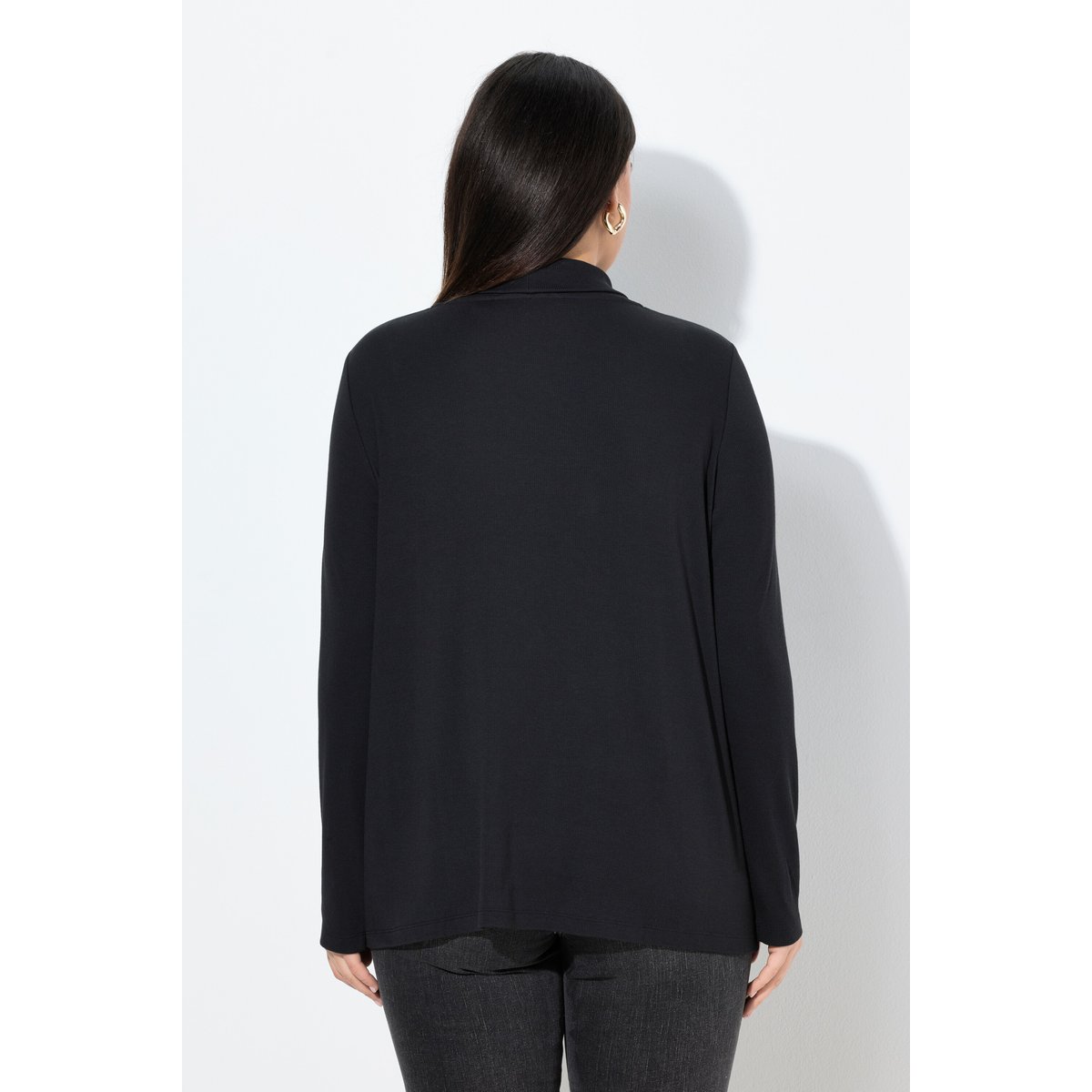 T-shirt à manches longues et col roulé en noir, ULLA POPKEN