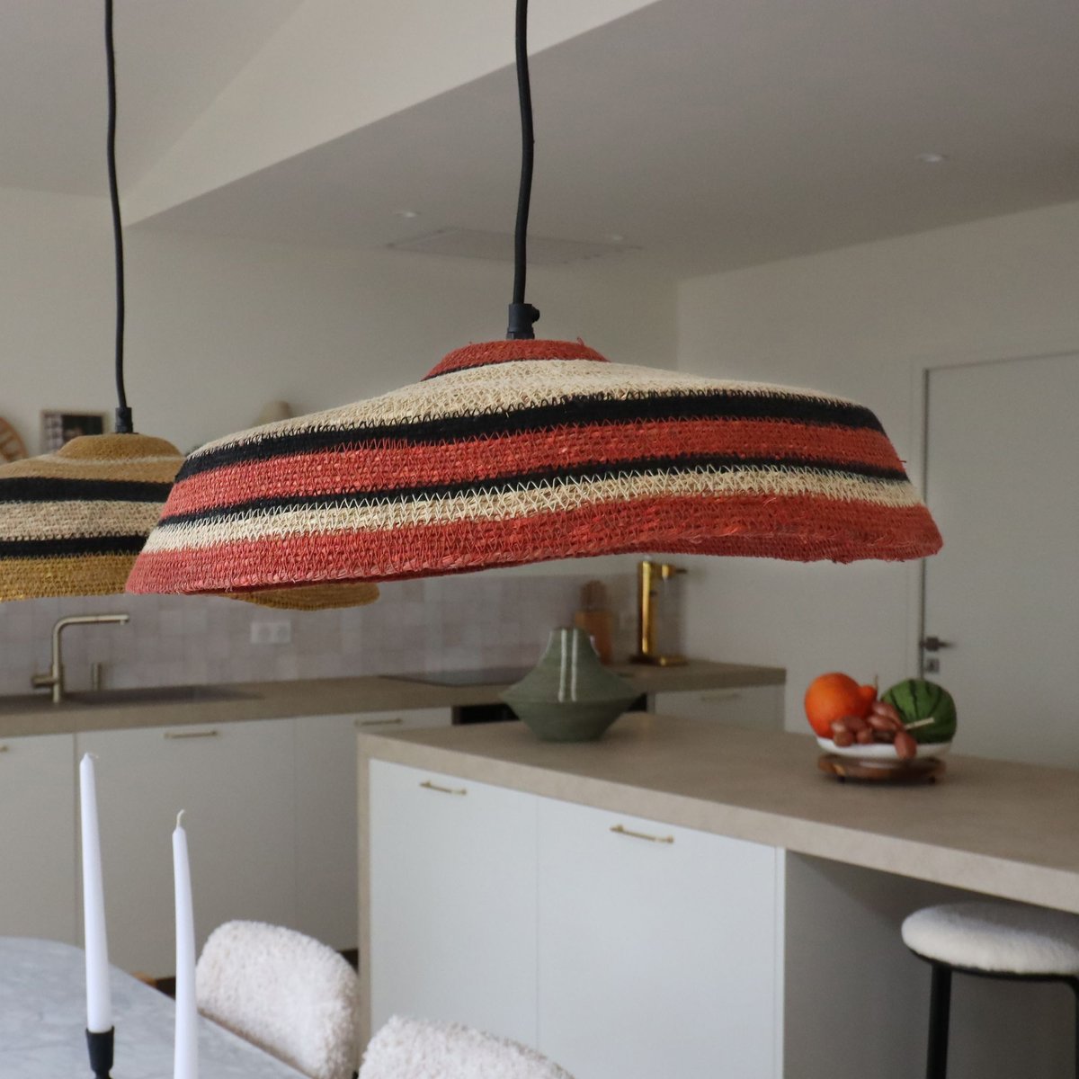 Suspension en jonc de mer, TRINIDAD naturel-rouge, NOW'S HOME