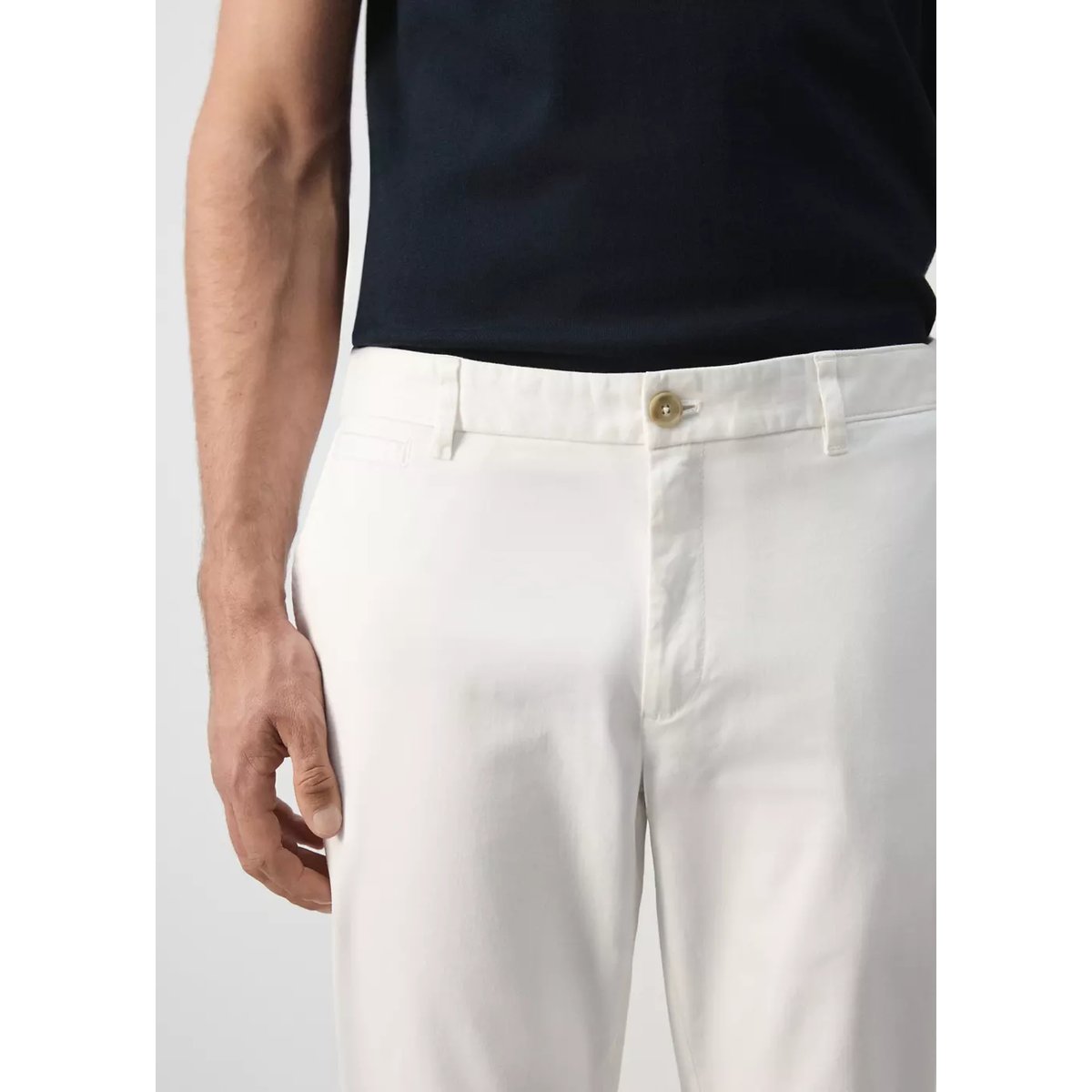 Pantalon Prato chino cropped tapered blanc cassé, MANGO MAN