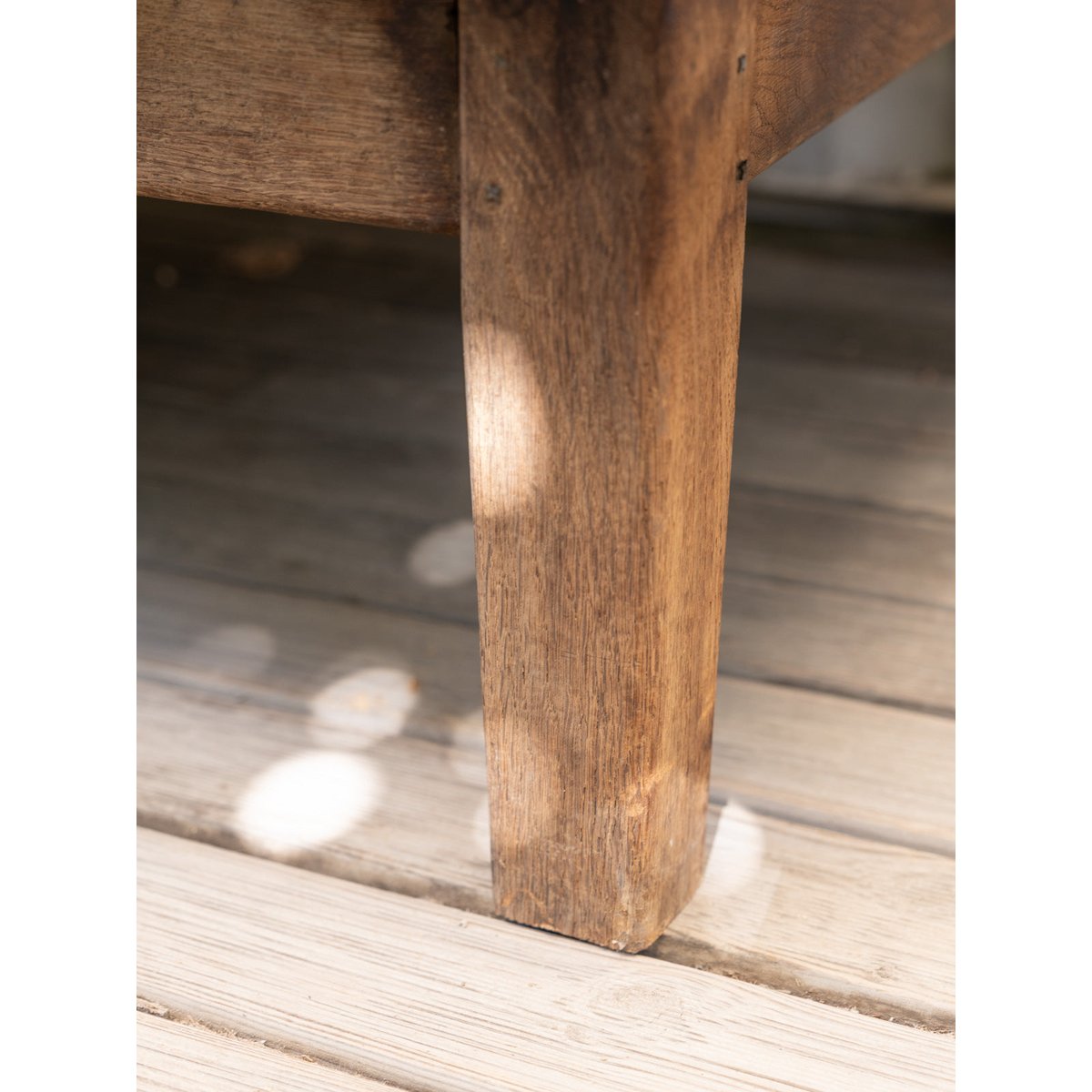 Grande table basse en chêne Léonie N°1123 - Bon état bois foncé, DEBONGOUT