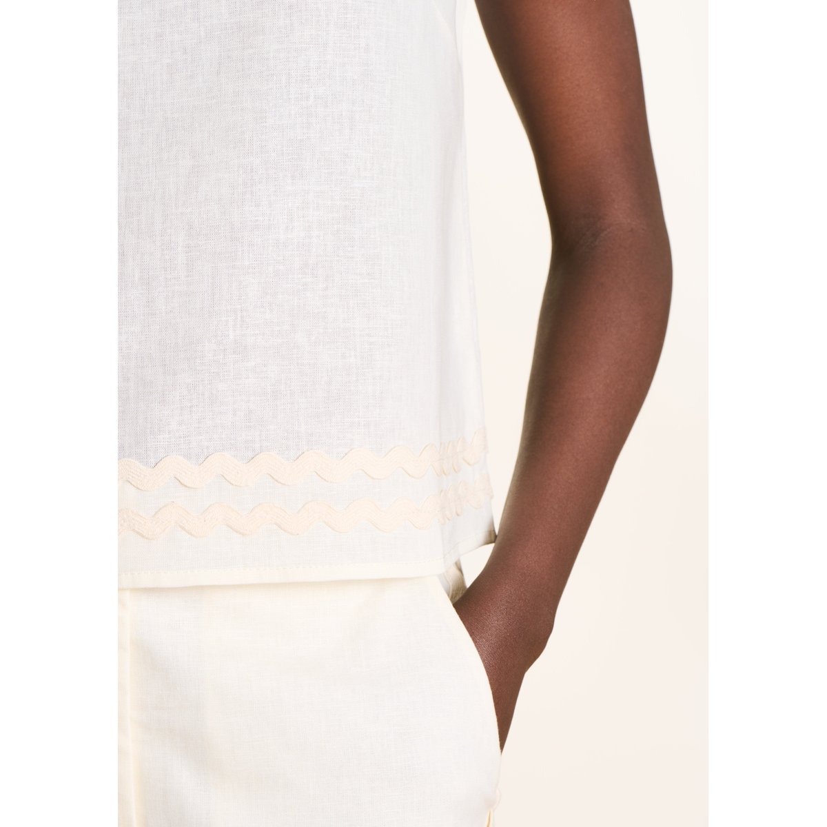 Top sans manches en lin et coton ecru, LA FEE MARABOUTEE