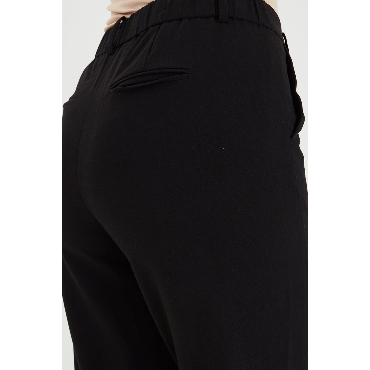 Pantalon de costume noir, B.YOUNG
