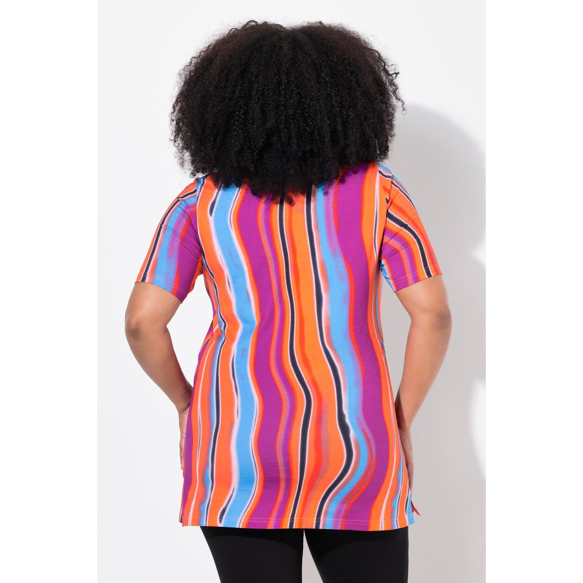 T-shirt à manches courtes et col en V violet, ULLA POPKEN
