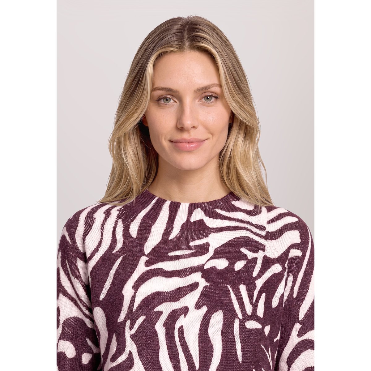 Pull-over en maille à imprimé animalier dark red/cream, BETTY & CO