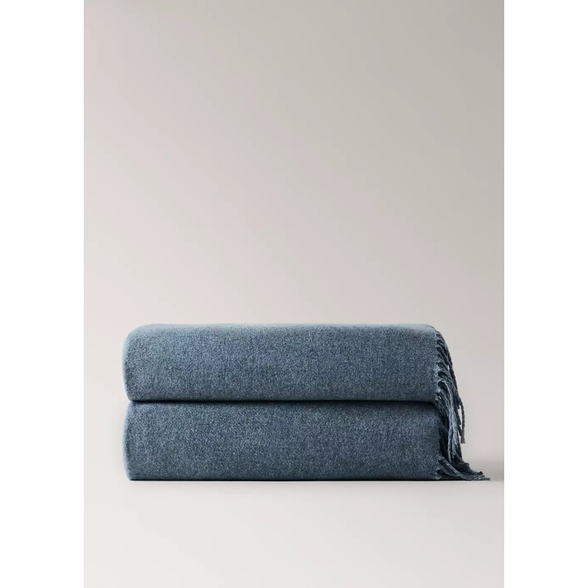 Couverture en laine mélangée avec franges bleu, MANGO HOME