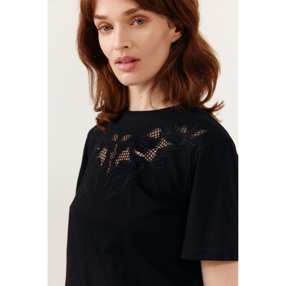 T-shirt col rond coupe droite ajouré CELYSIA black, ARTLOVE