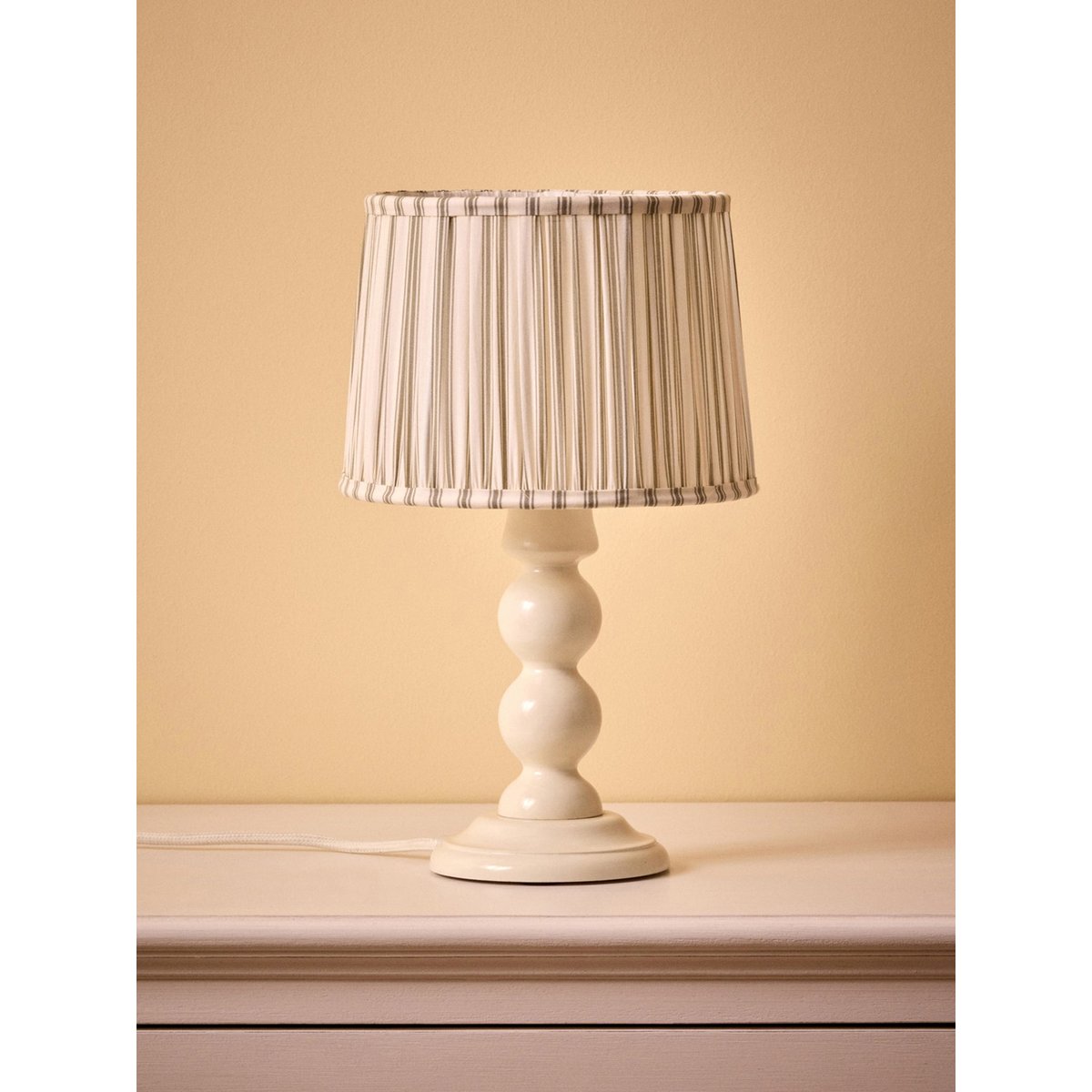Pied de lampe en bois Bertille - Petit Modèle creme, CYRILLUS