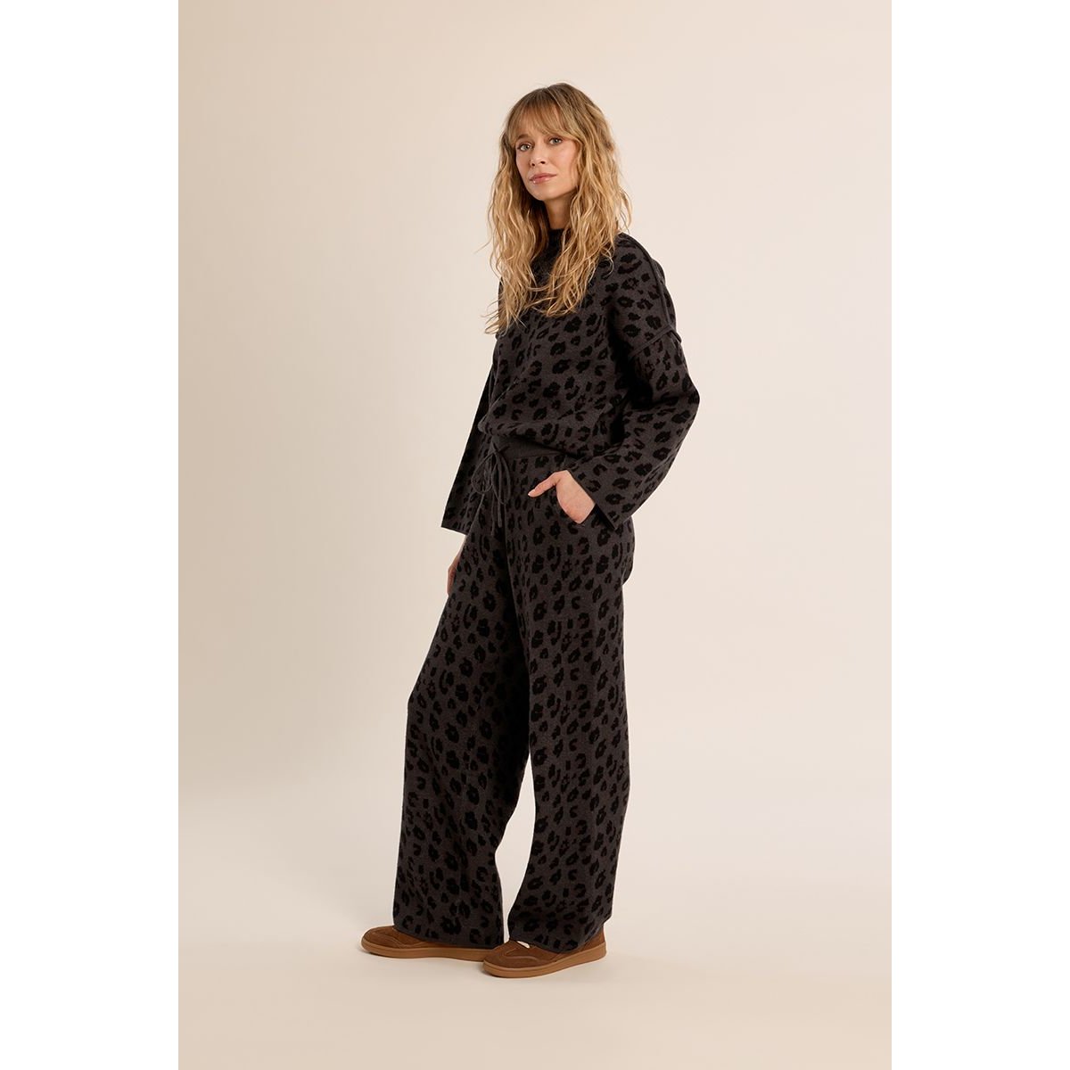 Pantalon en maille, léopard dark grey, MOLLY BRACKEN