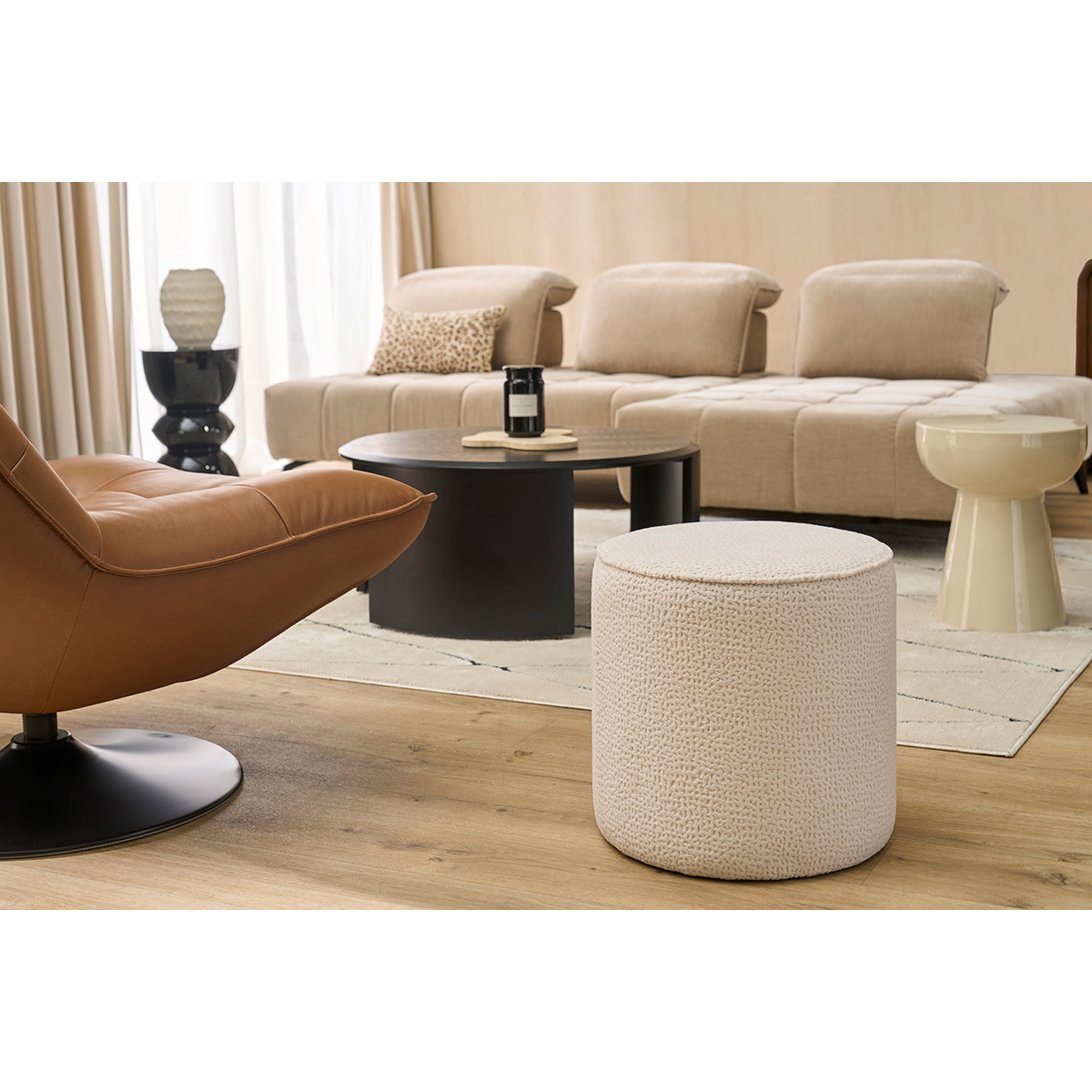 Pouf rond en tissu effet velours texturé écru à motifs D40 cm WANGA blanc, MILIBOO