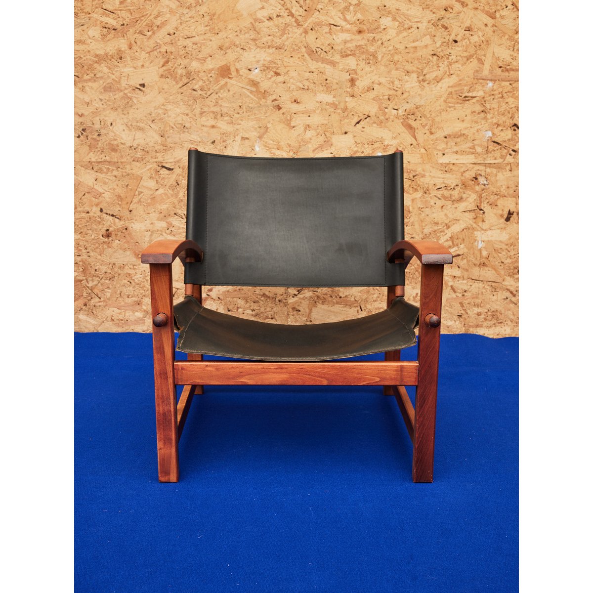 Paire de fauteuils designer en cuir Jakob N°1273 - Bon état bois foncé, DEBONGOUT