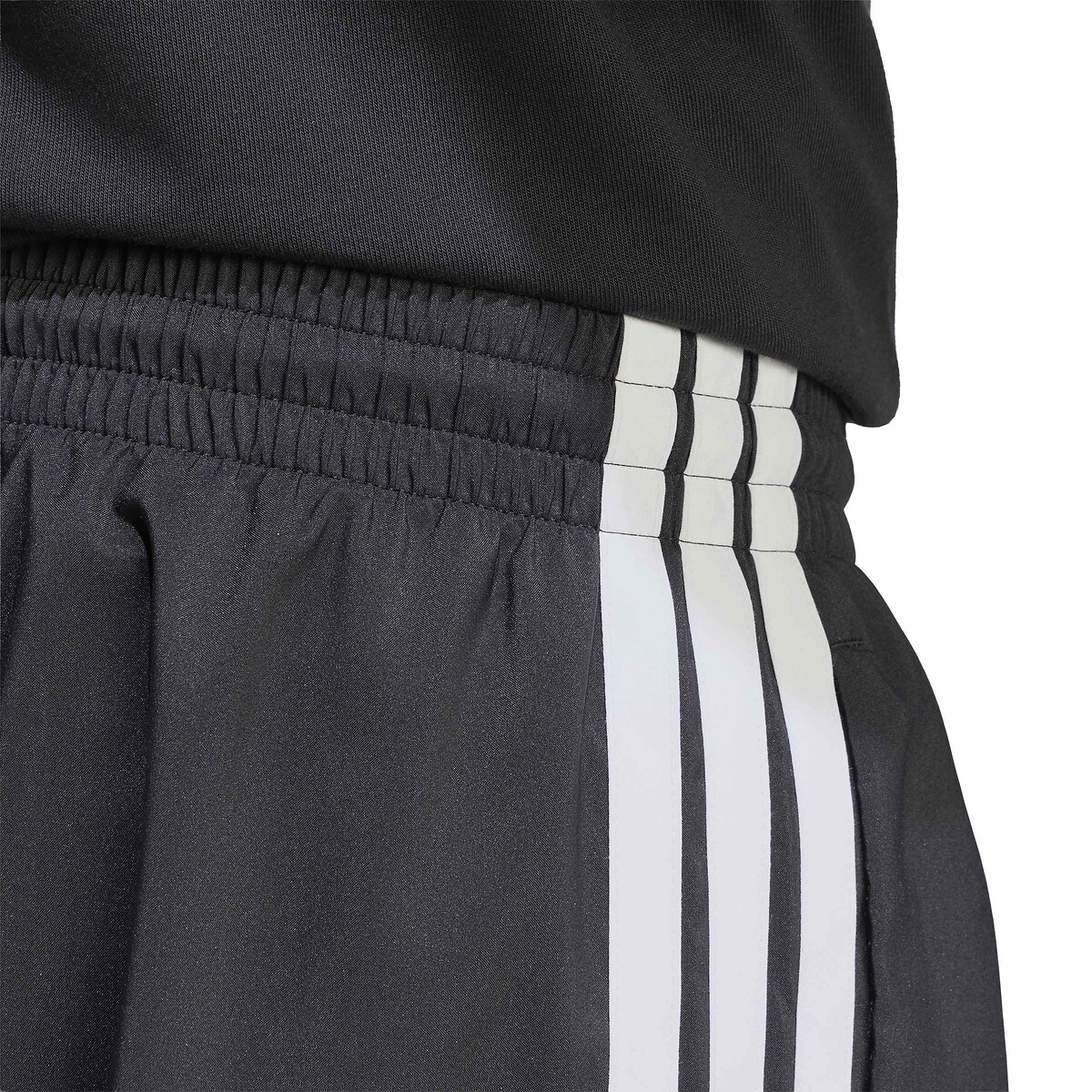 Short, longueur genou, ESSENTIALS noir/blanc, ADIDAS SPORTSWEAR