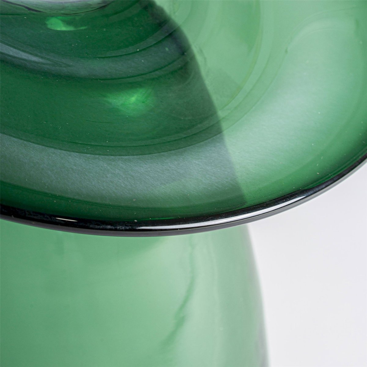 Vase en verre soufflé au design contemporain vert translucide contemporain, RECOLLECTION