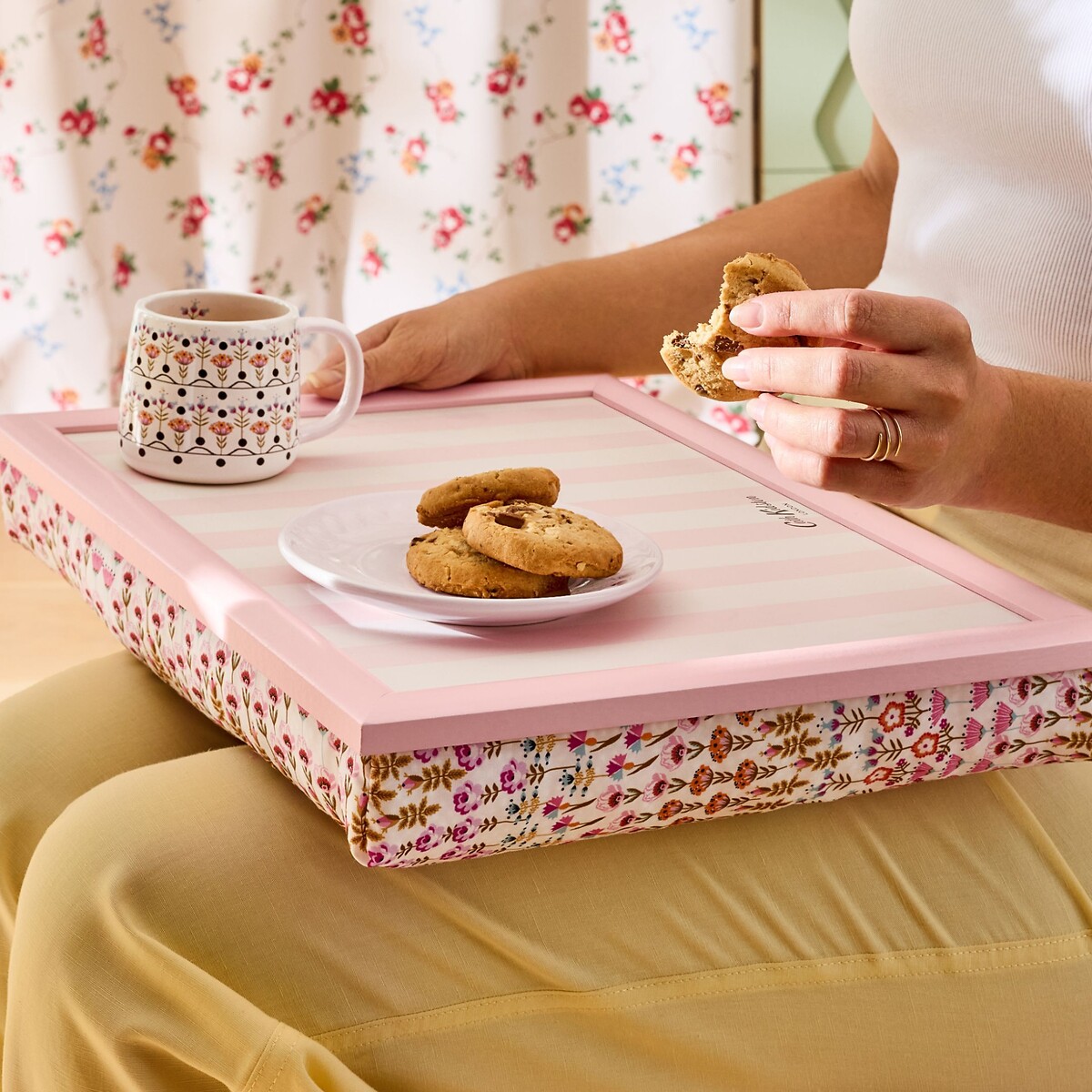 Painted Table Lap Tray pink, CATH KIDSTON