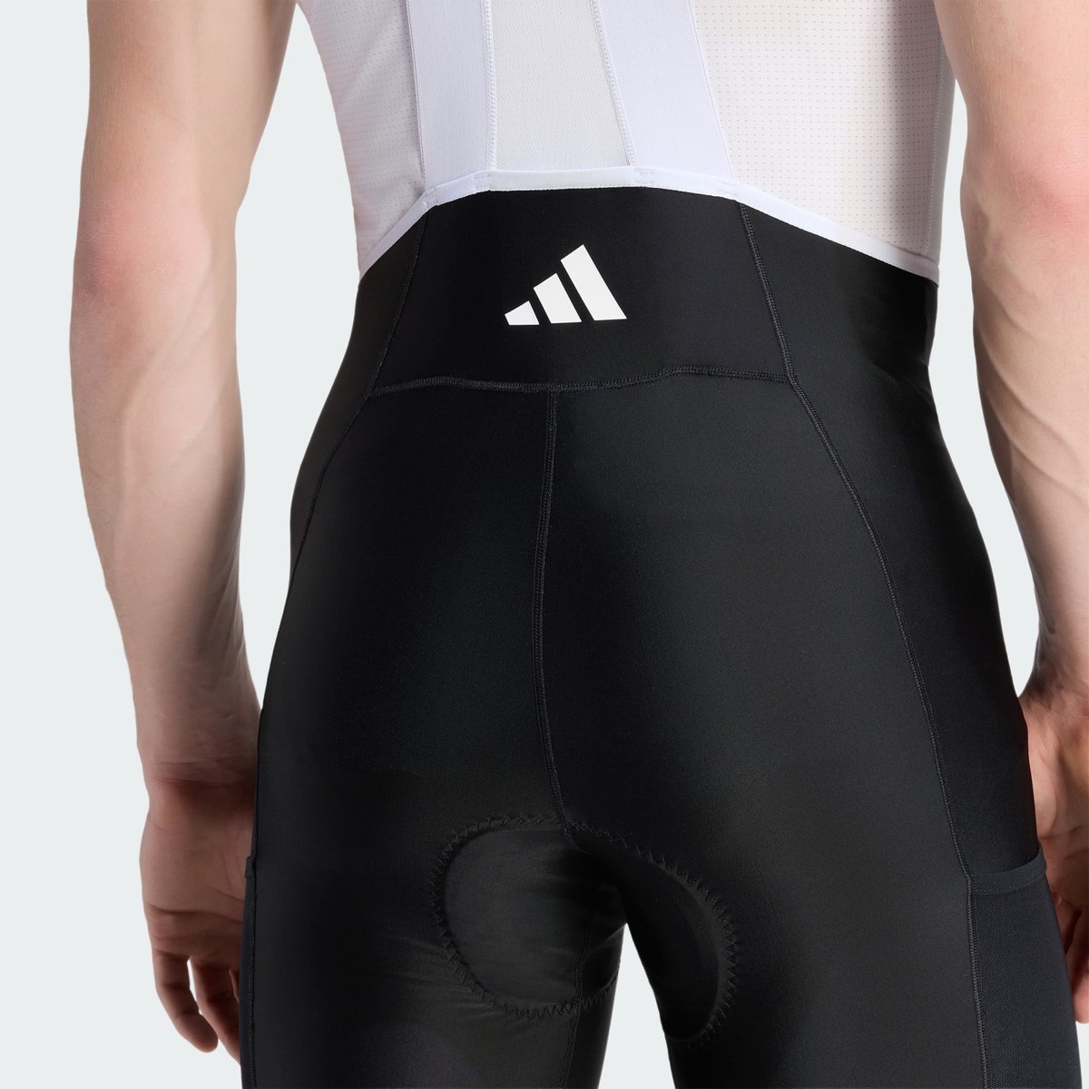 Cuissard De Cyclisme À Bretelles Cargo Matelassé Essentials Cuissard De Cyclisme À Bretelles Cargo Matelassé Essentials black, adidas Performance