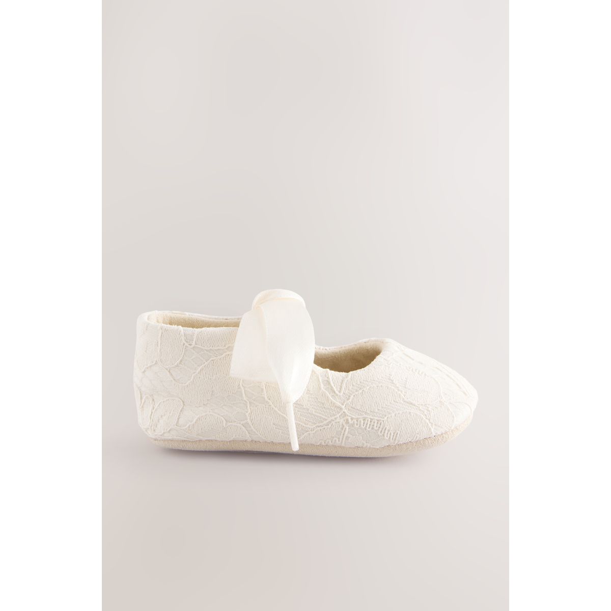 Chaussures bébé élégantes nouées dentelle crème, NEXT