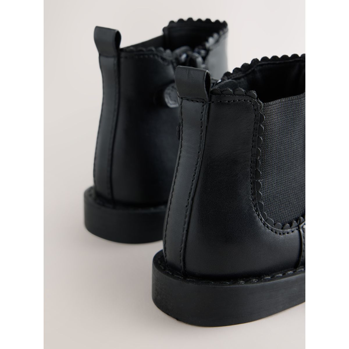 Bottines chelsea en cuir noir, NEXT
