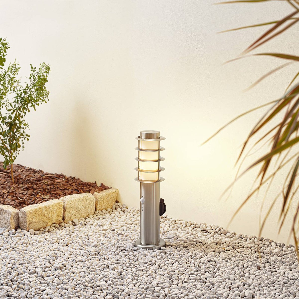 Luminaire extérieur en inox moderne, Hanja nickel, LINDBY