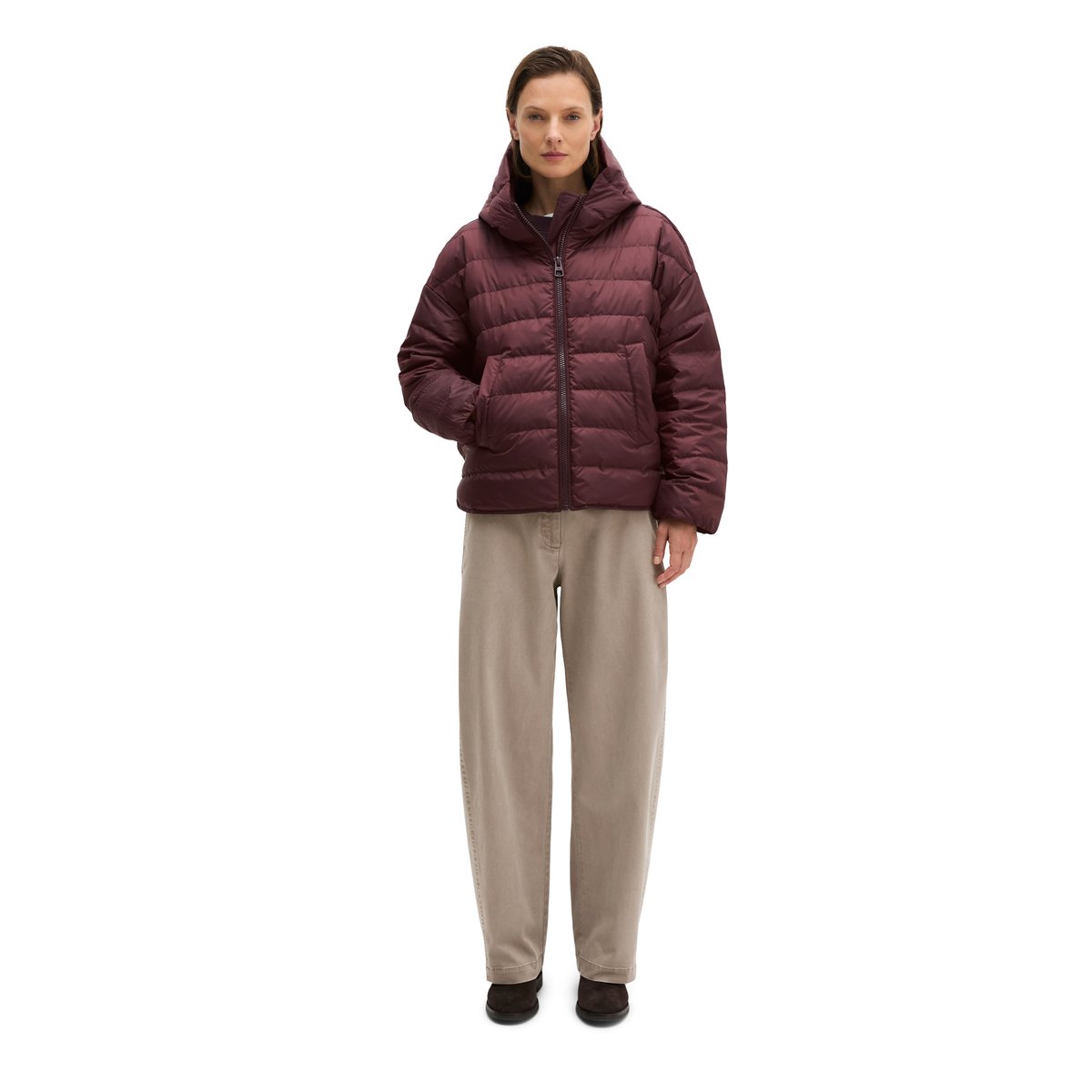 Veste matelassée en duvet avec capuche relaxed en polyester recyclé rouge, MARC O'POLO