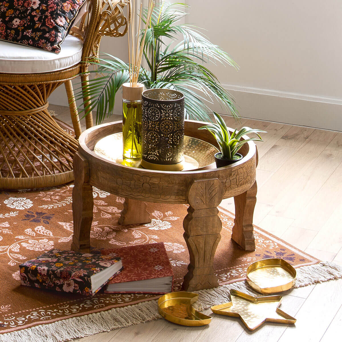 Table d'appoint en bois de manguier sculpté GYPSY marron, ATMOSPHERA