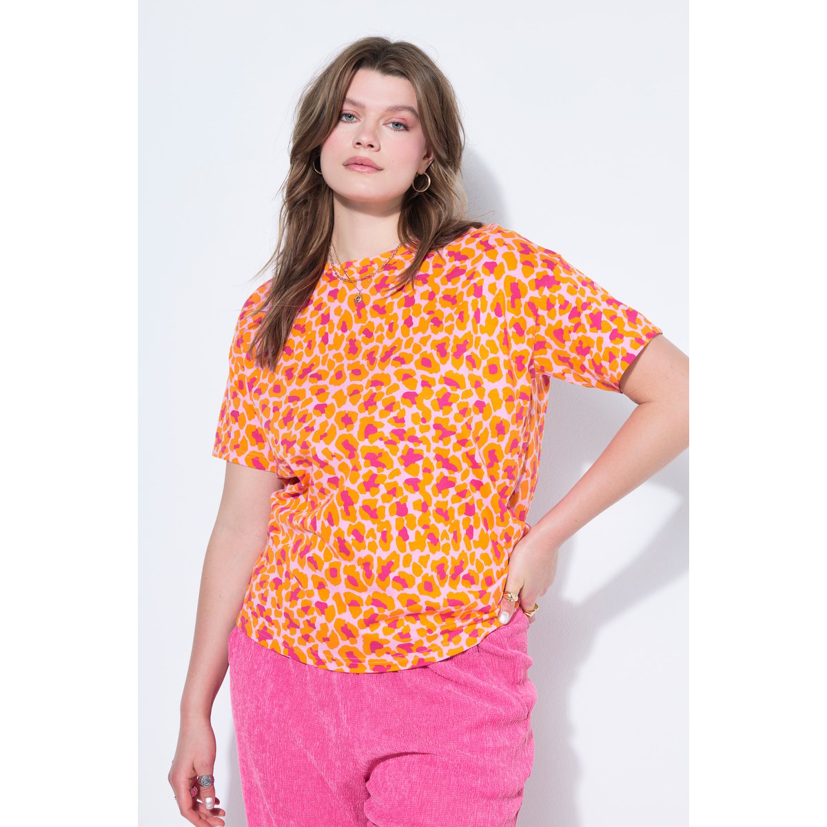 T-shirt oversize, imprimé léopard coloré orange, STUDIO UNTOLD