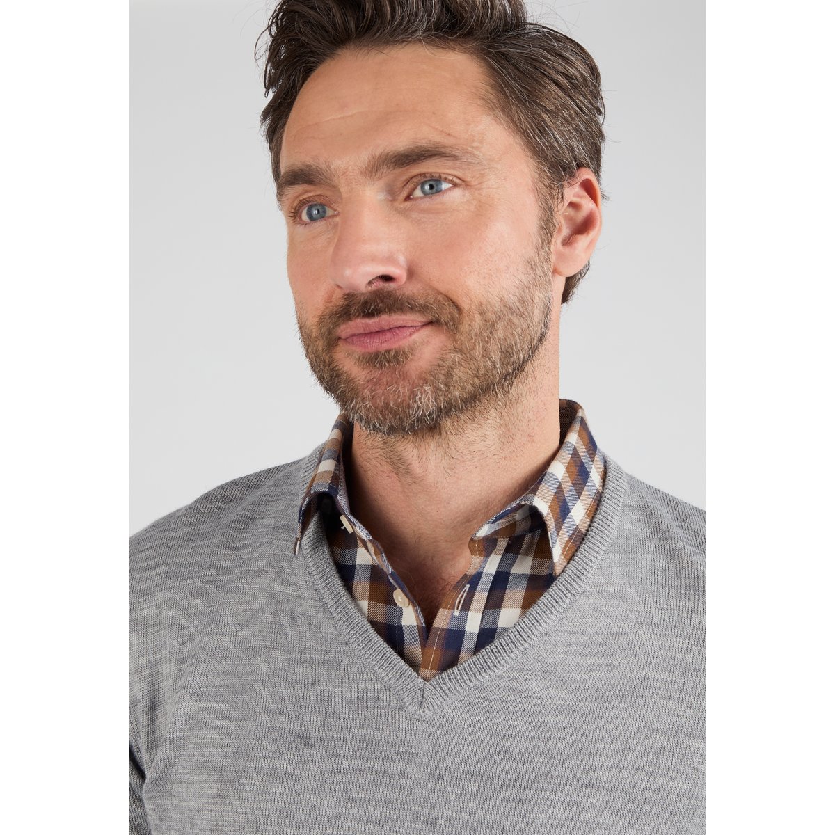 Pull classique encolure V avec laine gris chiné, DAMART