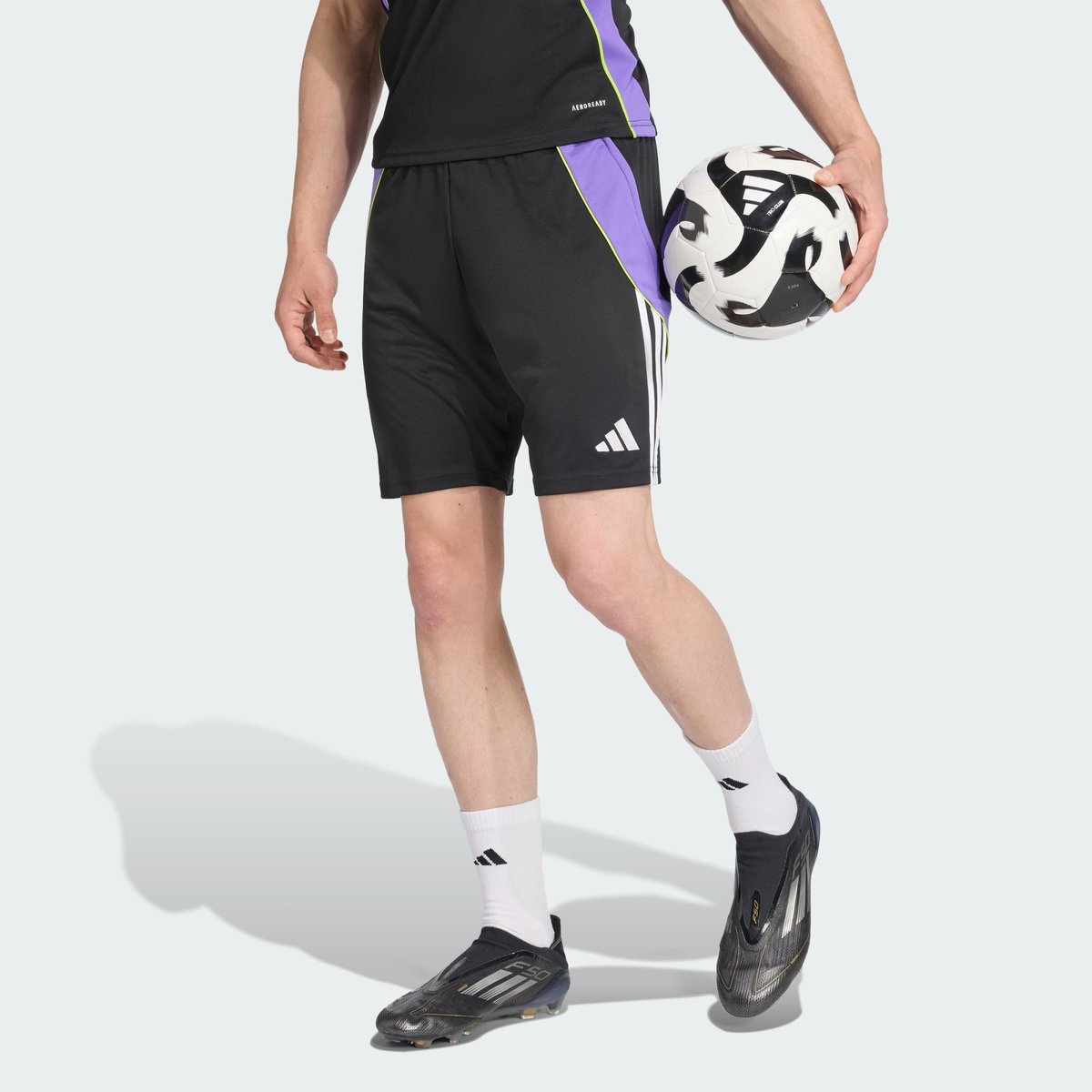 Short D'entraînement Tiro 24 Short D'entraînement Tiro 24 black / purple rush, adidas Performance