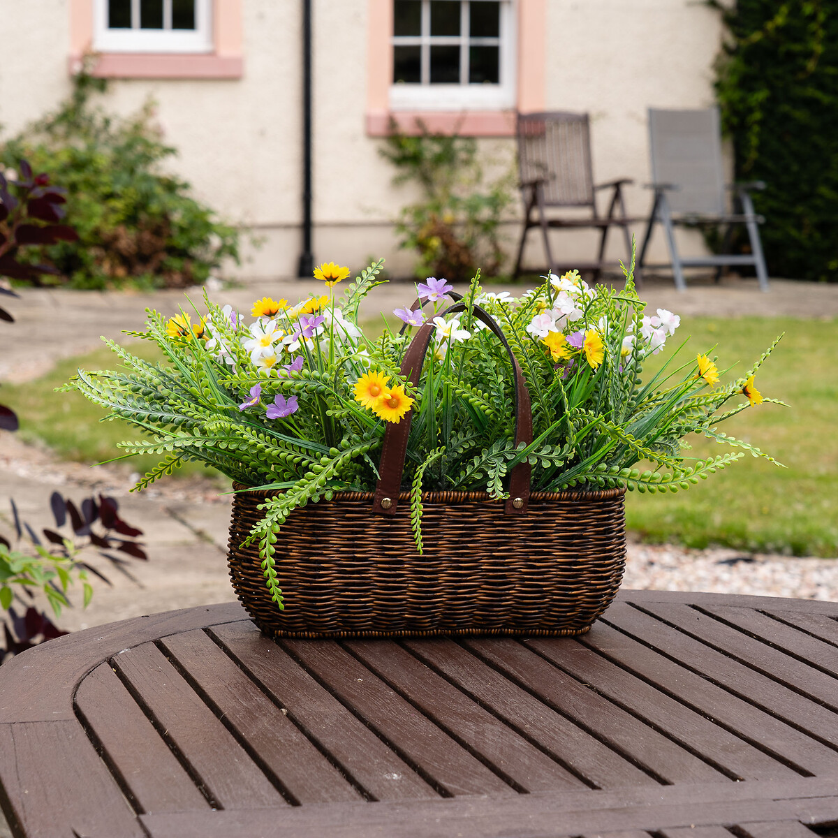 Mixed Wildflower Outdoor Basket Planter green, SO'HOME