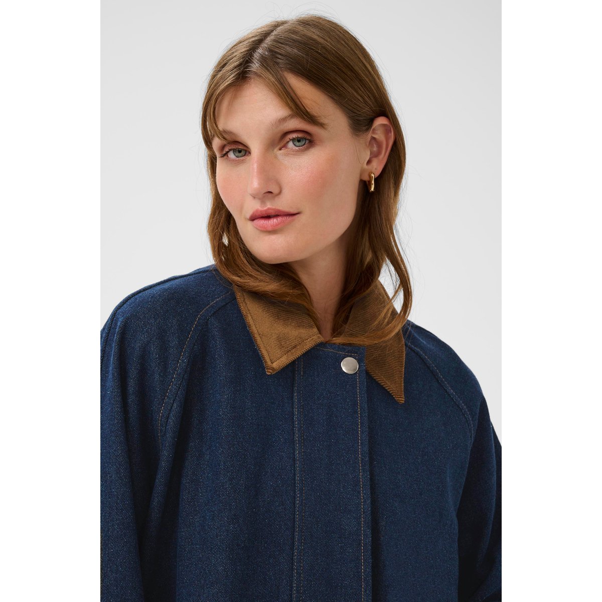Veste d'extérieur bleu dark blue denim, SOAKED IN LUXURY